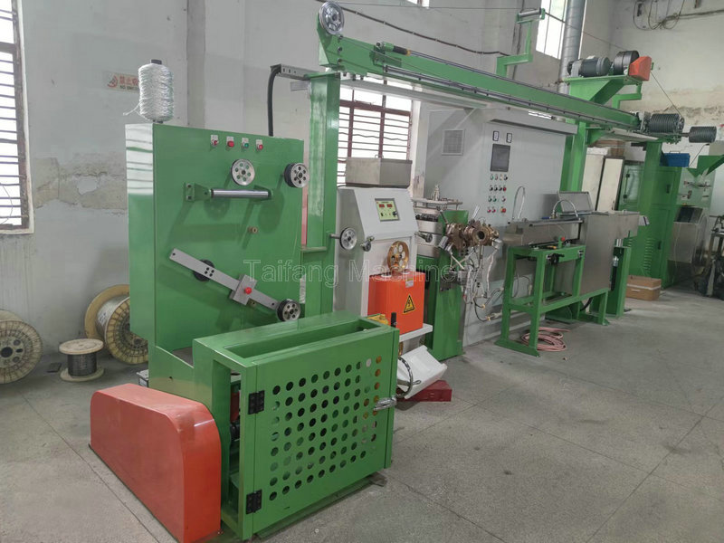 35型鐵氟龍押出（chū）機